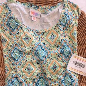 Lularoe NWT Irma T-shirt
